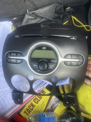 Mazda tamura stereo radio cd - stereo,